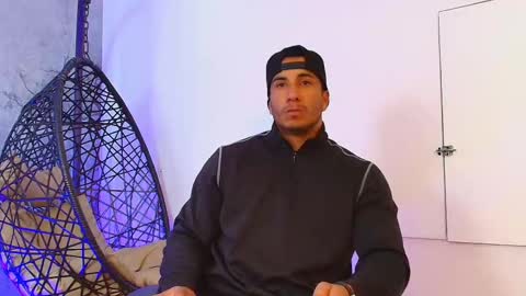 Snapshot of zanemaverick chatting on 11/20/25, 11:43 zanemaverick online show from 11/20/25, 11:43