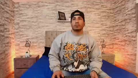 Snapshot of zanemaverick chatting on 11/25/25, 11:54 zanemaverick online show from 11/25/25, 11:54