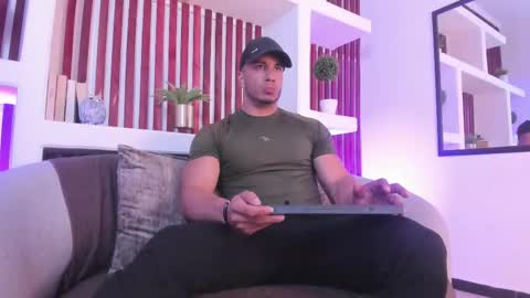 Snapshot of zanemaverick chatting on 11/27/25, 11:45 zanemaverick online show from 11/27/25, 11:45