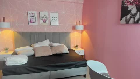 Zara Sweet  online show from 11/01/25, 01:13