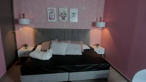 Snapshot of zara__sweet chatting on 05/28/26, 03:09 Zara Sweet online show from 05/28/26, 03:09