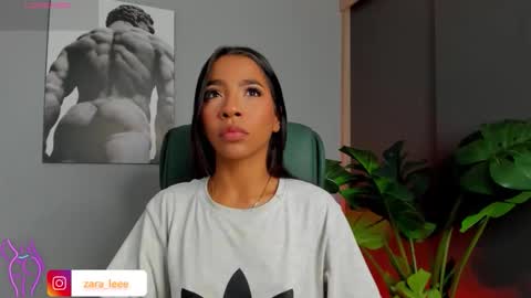 Snapshot of zara_leee chatting on 02/26/26, 11:53 Zara online show from 02/26/26, 11:53