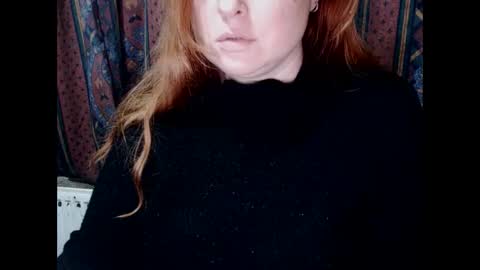 Snapshot of zara_red chatting on 12/19/24, 01:18 Kate. if im not here im here foxy red333 online show from 12/19/24, 01:18
