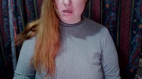 Snapshot of zara_red chatting on 12/31/24, 09:31 Kate. if im not here im here foxy red333 online show from 12/31/24, 09:31