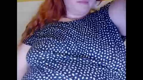 Snapshot of zara_red chatting on 01/10/25, 02:55 Kate. if im not here im here foxy red333 online show from 01/10/25, 02:55