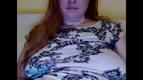 Snapshot of zara_red chatting on 01/27/25, 08:07 Kate. if im not here im here foxy red333 online show from 01/27/25, 08:07