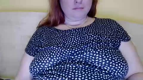 Snapshot of zara_red chatting on 01/28/25, 07:22 Kate. if im not here im here foxy red333 online show from 01/28/25, 07:22