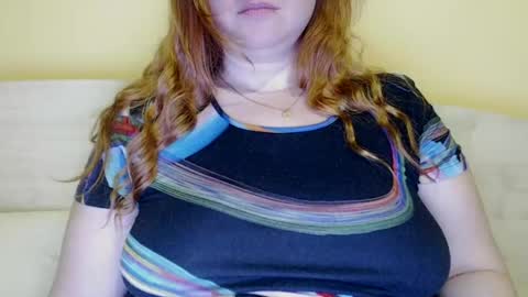 Snapshot of zara_red chatting on 02/07/25, 07:38 Kate. if im not here im here foxy red333 online show from 02/07/25, 07:38
