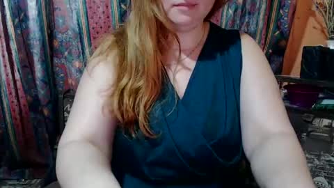 Snapshot of zara_red chatting on 02/14/25, 10:07 Kate. if im not here im here foxy red333 online show from 02/14/25, 10:07