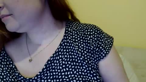Snapshot of zara_red chatting on 03/08/25, 08:55 Kate. if im not here im here foxy red333 online show from 03/08/25, 08:55