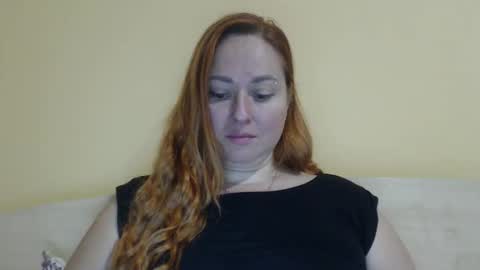 Snapshot of zara_red chatting on 09/12/25, 01:33 Kate. if im not here im here foxy red333 online show from 09/12/25, 01:33