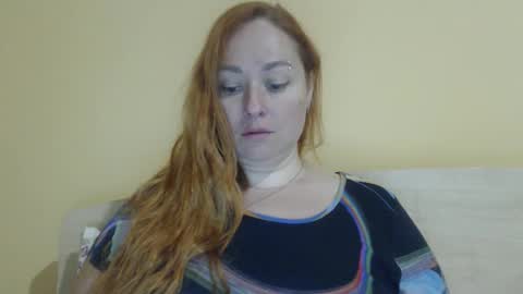 Snapshot of zara_red chatting on 09/13/25, 12:49 Kate. if im not here im here foxy red333 online show from 09/13/25, 12:49