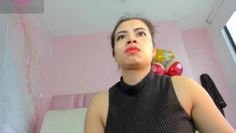 Snapshot of zarah_torres chatting on 09/28/25, 05:29 Zarah online show from 09/28/25, 05:29