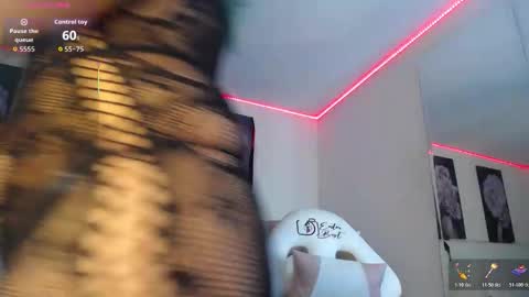 Zarah online show from 03/18/26, 12:30