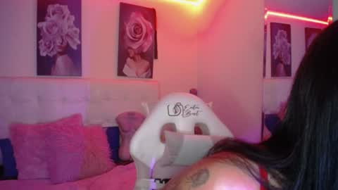 Snapshot of zarahbennet chatting on 06/13/26, 01:31 Zarah online show from 06/13/26, 01:31