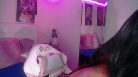 Snapshot of zarahbennet chatting on 06/14/26, 02:19 Zarah online show from 06/14/26, 02:19