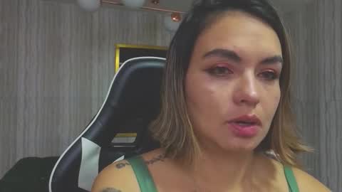 Isabella online show from 01/18/26, 12:42