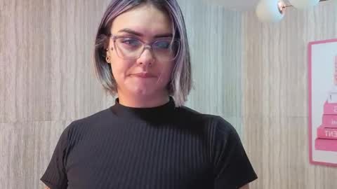 Isabella online show from 05/09/26, 12:32