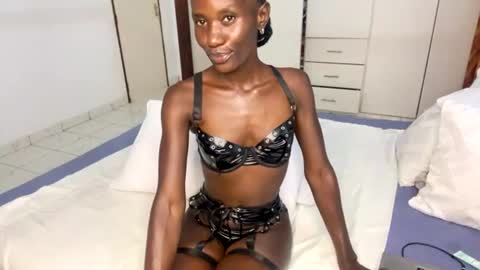 Snapshot of zaria_amara chatting on 07/25/26, 07:22 zaria_amara online show from 07/25/26, 07:22