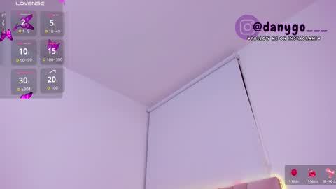 Snapshot of zarianaevanz chatting on 10/05/25, 11:02 Zariana online show from 10/05/25, 11:02