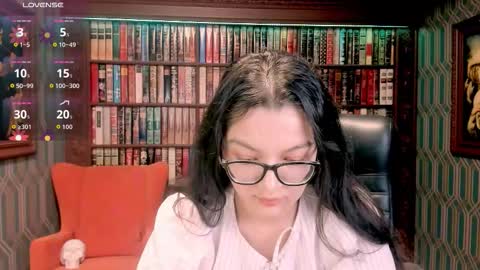 Snapshot of zarifabevi chatting on 10/16/25, 08:32 Zarifa online show from 10/16/25, 08:32