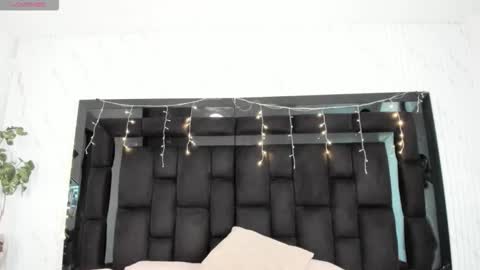 Zarina Waynne online show from 03/15/26, 01:06