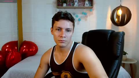 zayn_clausen online show from 04/15/26, 05:20