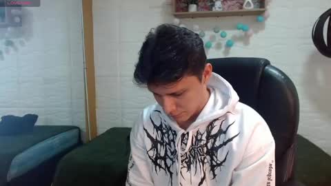 zayn_clausen online show from 05/01/26, 05:39