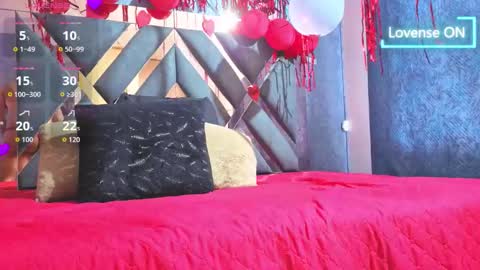 ZAYN MAXIMOFF online show from 02/17/26, 12:23