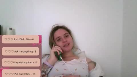 Snapshot of zazbella chatting on 02/05/26, 02:43 zazbella online show from 02/05/26, 02:43