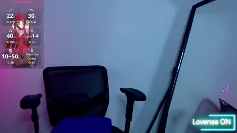 Karolyne online show from 11/03/25, 04:41