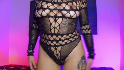 Karolyne online show from 06/03/26, 08:14