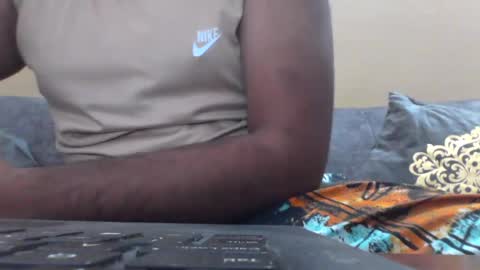 Snapshot of zebhh chatting on 07/15/26, 06:51 zebhh online show from 07/15/26, 06:51
