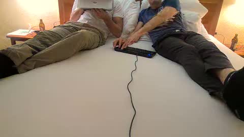 zech2455 online show from 11/17/25, 08:58