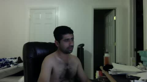 Snapshot of zee20241 chatting on 02/07/25, 01:47 zee20241 online show from 02/07/25, 01:47