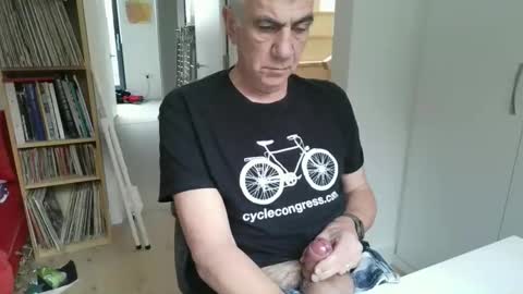 zeep16 online show from 12/05/25, 11:08