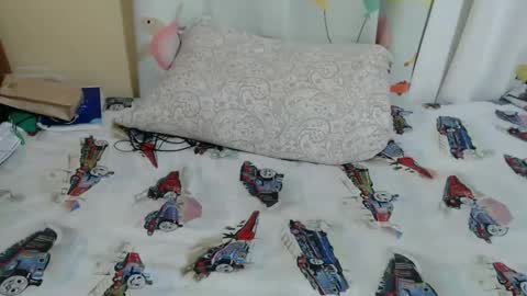 Snapshot of zeina_gen chatting on 11/30/25, 08:07 flabby online show from 11/30/25, 08:07