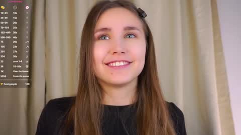 Emilia online show from 12/19/25, 10:28