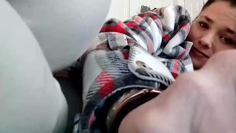 Snapshot of zellelajay2009 chatting on 02/13/25, 08:45 KENDAL Kaylee online show from 02/13/25, 08:45