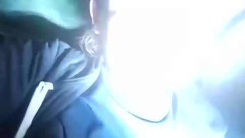 Snapshot of zellelajay2009 chatting on 09/30/25, 06:40 KENDAL Kaylee online show from 09/30/25, 06:40