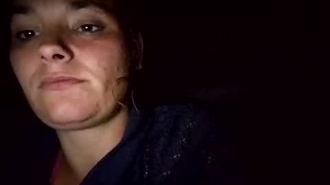 Snapshot of zellelajay2009 chatting on 10/11/25, 04:12 KENDAL Kaylee online show from 10/11/25, 04:12