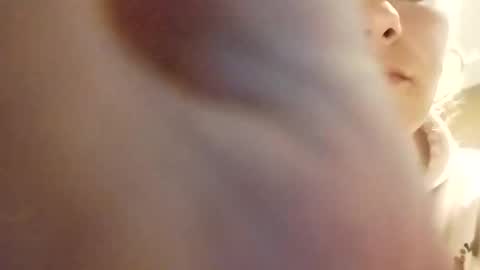 Snapshot of zellelajay2009 chatting on 10/24/25, 06:15 KENDAL Kaylee online show from 10/24/25, 06:15