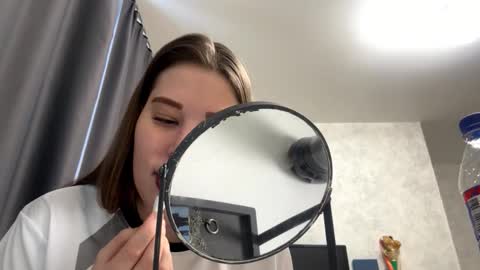 Snapshot of zenacusatis chatting on 02/08/26, 08:07 Sindy online show from 02/08/26, 08:07