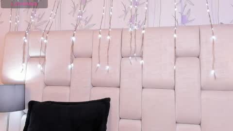 Snapshot of zendayagreey chatting on 12/29/24, 09:30 Zendaya online show from 12/29/24, 09:30