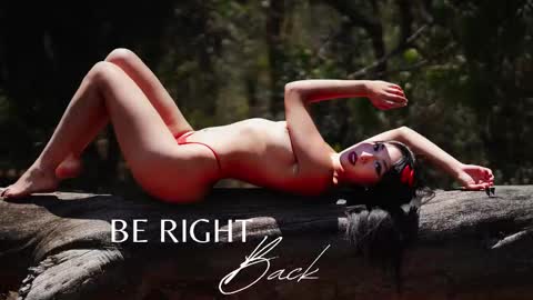 Snapshot of zendayagreey chatting on 02/15/25, 09:05 Zendaya online show from 02/15/25, 09:05