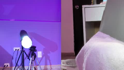 Snapshot of zendayagreey chatting on 11/18/25, 07:18 Zendaya online show from 11/18/25, 07:18