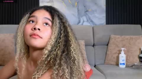 zendaya online show from 01/05/26, 05:27