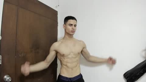 Snapshot of zenhzu chatting on 12/09/24, 03:50 zenzhu online show from 12/09/24, 03:50