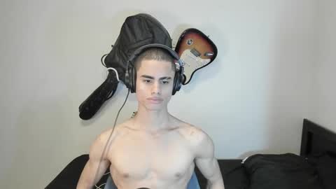 Snapshot of zenhzu chatting on 12/28/24, 11:59 zenzhu online show from 12/28/24, 11:59