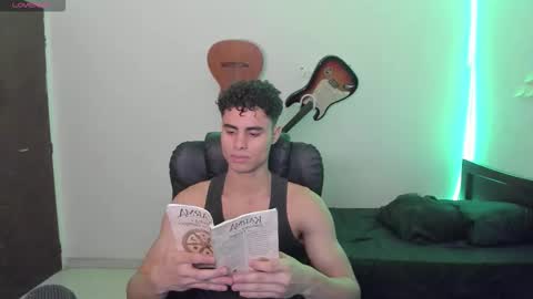 Snapshot of zenhzu chatting on 09/08/25, 10:20 zenzhu online show from 09/08/25, 10:20